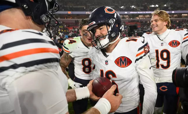 Chicago Bears kicker Jake Moody (16) ceelbrates after an NFL football game against the Washington Commanders, Monday, Oct. 13, 2025, in Landover, Md. (AP Photo/Nick Wass)