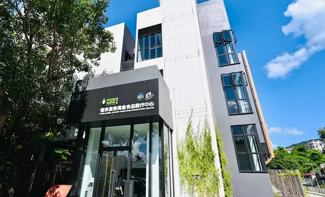 The Food Angel Jockey Club Food Production Centre is Hong Kong’s first large-scale facility dedicated to food rescue and meal production.