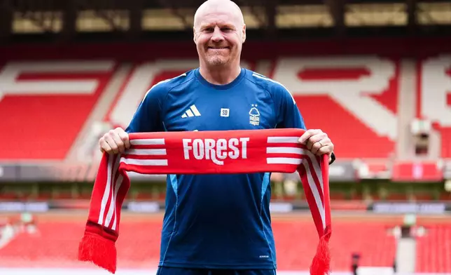 Sean Dyche is unveiled as Nottingham Forest manager at the City Ground, Nottingham, England, Wednesday Oct. 22, 2025. (Mike Egerton/PA via AP)