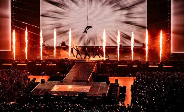 Jackson Wang MAGICMAN 2 World Tour 2025-2026 in Macau Presented by Galaxy Macau™ concluded with three nights of packed shows at Galaxy Arena, captivating close to 35,000 die-hard fans and spectators.