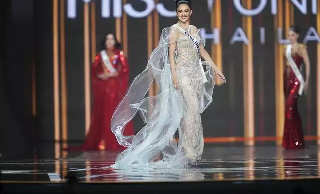 Miss Philippines Ahtisa Manalo competes during the final round of the 74th Miss Universe Beauty Pageant in Nonthaburi province, Thailand, Friday, Nov. 21, 2025. (AP Photo/Sakchai Lalit)