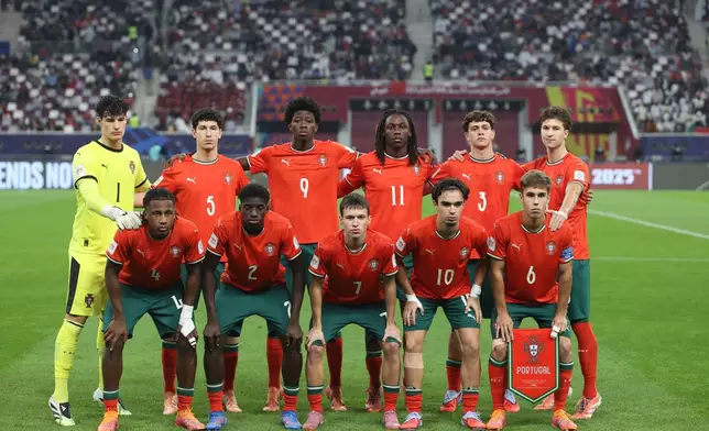Portugal's players pose before the FIFA U17 World Cup final soccer match between Portugal and Austria in Doha, Qatar, on Thursday, Nov. 27, 2025. (AP Photo/Hussein Sayed)