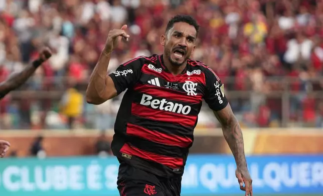 Danilo of Brazil's Flamengo celebrates after scoring his side's opening goal against Brazil's Palmeiras during a Copa Libertadores final soccer match in Lima, Peru, Saturday, Nov. 29, 2025.(AP Photo/Guadalupe Pardo)