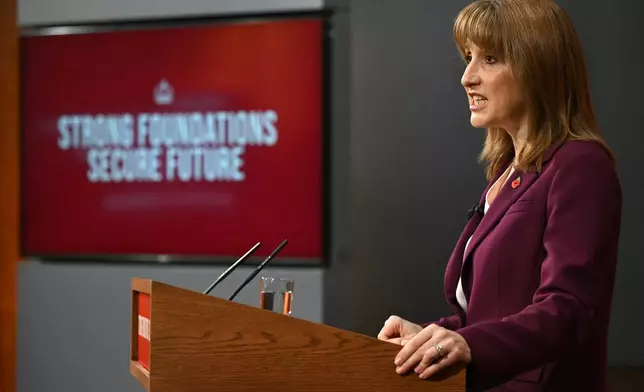 Britain's Chancellor of the Exchequer Rachel Reeves delivers a speech in the media briefing room of 9 Downing Street, London, Tuesday Nov. 4, 2025. (Justin Tallis/Pool Photo via AP)