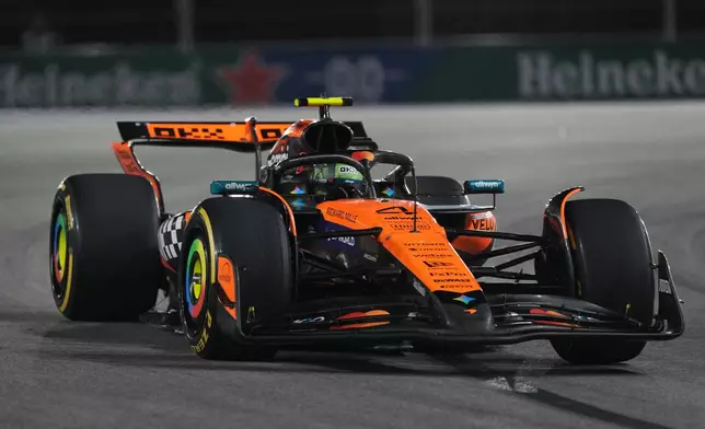 McLaren driver Lando Norris of Great Britain drives during the Formula One Las Vegas Grand Prix auto race, Saturday, Nov. 22, 2025 in Las Vegas. (AP Photo/Eric Gay)