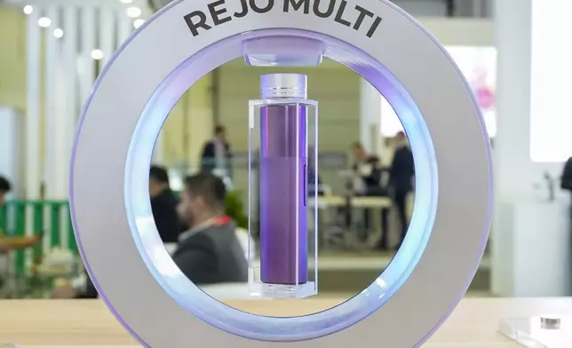 Revolutionary dual-heating device REJO MULTI presented at the WT Middle East 2025 Exhibition.