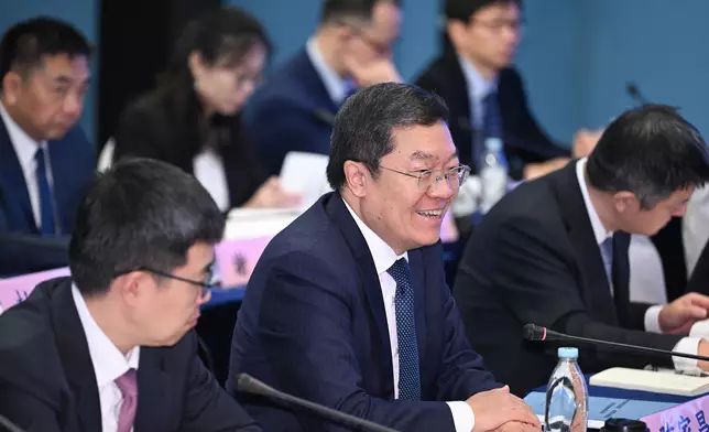 SITI and Vice Minister of Science and Technology co-chair 19th meeting of Mainland/Hong Kong Science and Technology Co-operation Committee   Source: HKSAR Government Press Releases