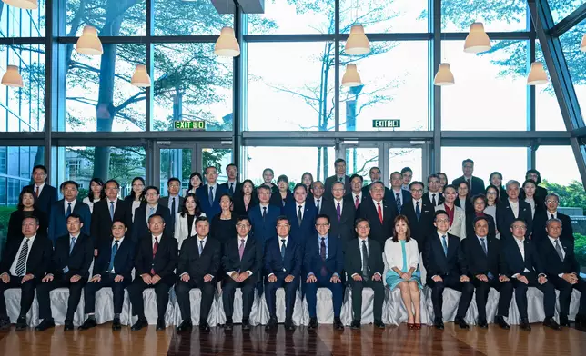 SITI and Vice Minister of Science and Technology co-chair 19th meeting of Mainland/Hong Kong Science and Technology Co-operation Committee   Source: HKSAR Government Press Releases
