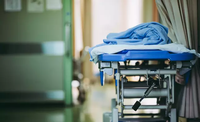 Ombudsman probes Boards and Councils Office under DH over alleged delay in administrative support provided for handling complaints related to healthcare incidents and registration of healthcare professionals  Source: HKSAR Government Press Releases