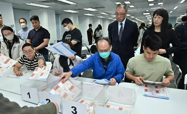 EAC Chairman inspects briefing and training sessions for electoral staff of 2025 Legislative Council General Election  Source: HKSAR Government Press Releases