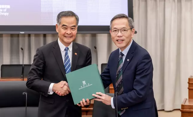 Mr Leung Chun-ying, Vice Chairman of the National Committee of the Chinese People's Political Consultative Conference, former Chief Executive of the HKSAR, and Chairman of the GX Foundation, participated in the Exchange Session at HKU