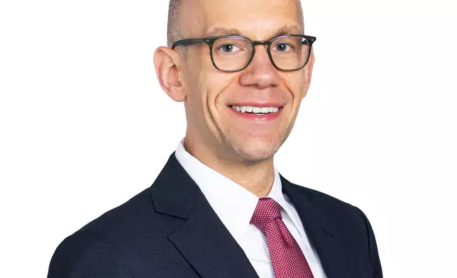 Mitch Meneau joined Dorsey in Chicago as a Partner in the Family Office practice.