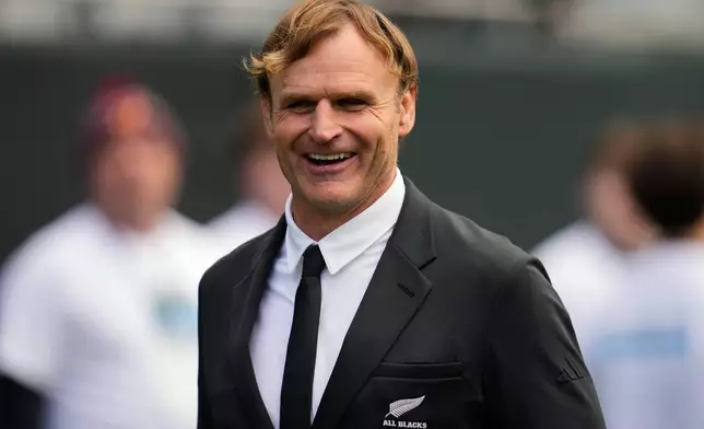New Zealand coach Scott Robertson reacts ahead of the rugby international between the All Blacks and Ireland in Chicago, Saturday, Nov. 1, 2025. (AP Photo/Erin Hooley)