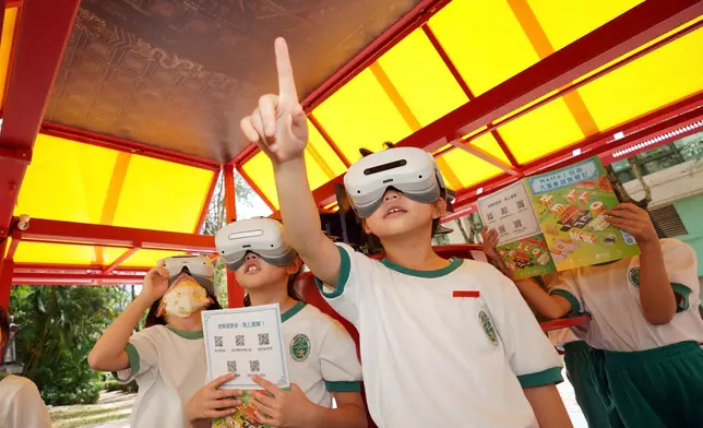 HELLO! The Palace Museum — School Caravan enables students to explore the Palace Museum’s artifacts through an immersive and interactive digital experience, introducing them to the richness of traditional Chinese culture and history.