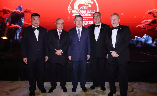 Cheuk Wing-hing, Deputy Chief Secretary for Administration of the HKSAR Government (centre); Lester Huang, Deputy Chairman of The Hong Kong Jockey Club and President of the Equestrian Federation of Hong Kong, China (2nd right); Winfried Engelbrecht-Bresges, CEO of The Hong Kong Jockey Club (1st right); Timothy Fok, President of the Sports Federation &amp; Olympic Committee of Hong Kong, China (SF&amp;OC) (2nd left); and Edgar Yang, Honorary Secretary General of SF&amp;OC (1st left) attended the FEI Awards Gala last Friday.