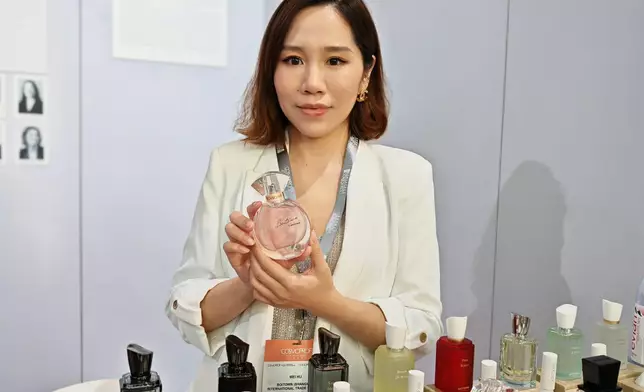 Hu Mei, the head of the brand "Boitown", has held a high expectation for the exhibition, hoping to convey the beauty of China to global customers via the design of the perfume products. Photo by Bastille Post