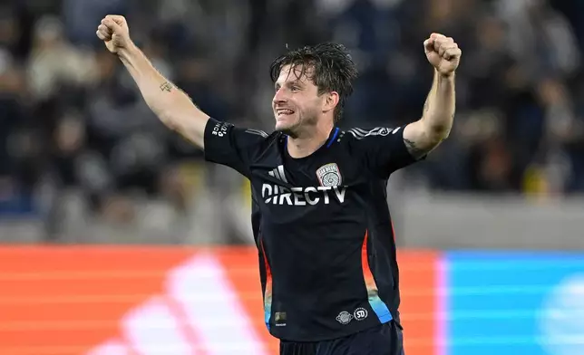 San Diego FC midfielder Anders Dreyer (10) celebrates after San Diego FC beat Minnesota United in MLS soccer's Western Conference semifinal Monday, Nov. 24, 2025, in San Diego. (AP Photo/Denis Poroy)