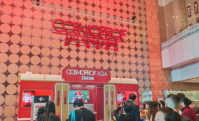 Cosmoprof Asia, Photo by Bastille Post