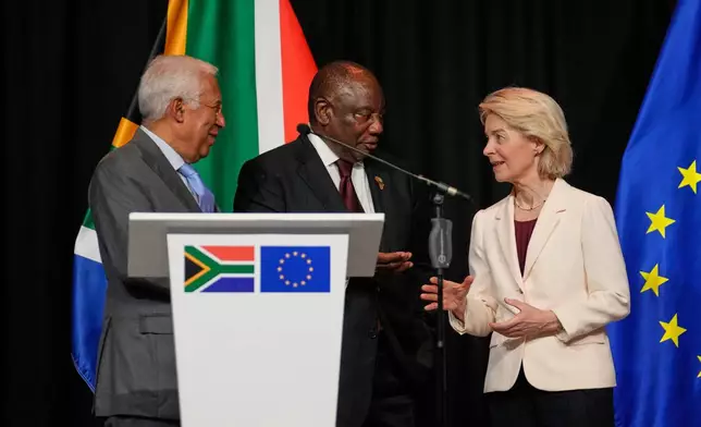 South African President Cyril Ramaphosa, center, talks with European Council's President Antonio Costa, left, and European Commission President Ursula von der Leyen following their media conference in Johannesburg, South Africa, Thursday, Nov. 20, 2025. (AP Photo/Themba Hadebe)