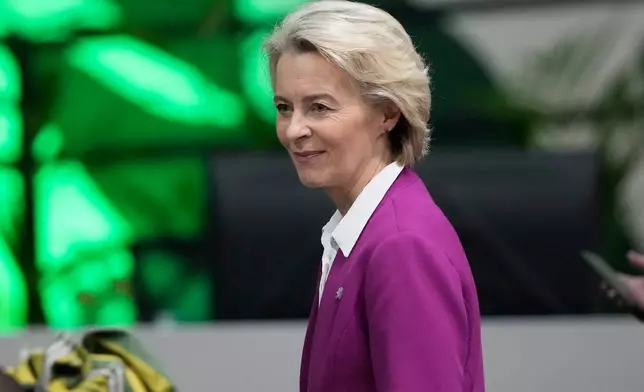 European Commission President Ursula von der Leyen arrives for a plenary session at the COP30 U.N. Climate Summit, in Belem, Brazil, Thursday, Nov. 6, 2025. (AP Photo/Eraldo Peres)