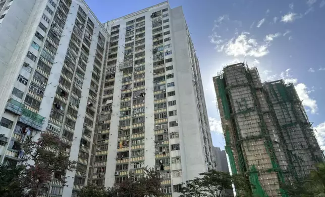 The Kwong Yau House is the nearest residential building to the Wang Fuk Court. Photo by Bastille Post