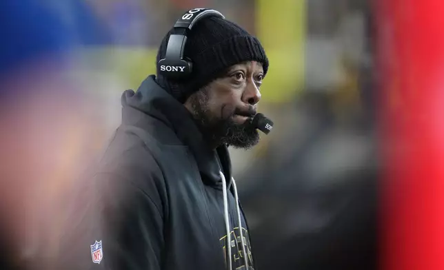 Pittsburgh Steelers head coach Mike Tomlin reacts after an NFL football game against the Buffalo Bills Sunday, Nov. 30, 2025, in Pittsburgh. (AP Photo/Gene J. Puskar)
