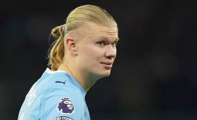 Manchester City's Erling Haaland during the English Premier League soccer match between Manchester City and Leeds United in Manchester, England, Saturday, Nov. 29, 2025. (AP Photo/Ian Hodgson)