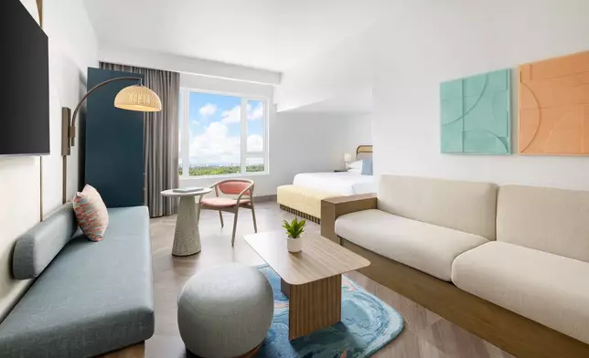 Deluxe King Guestroom