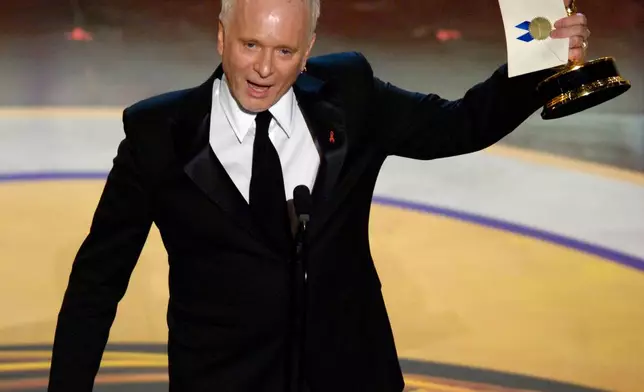 FILE - Anthony Geary accepts the award for outstanding lead actor in a drama series, for his work on "General Hospital," at the 33rd Annual Daytime Emmy Awards in Los Angeles on April 28, 2006. (AP Photo/Chris Pizzello, File)