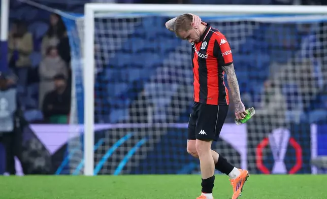 Nice's Melvin Bard reacts at the the end of the Europa League opening phase soccer match between FC Porto and Nice in Porto, Portugal, Thursday, Nov. 27, 2025. (AP Photo/Luis Vieira)