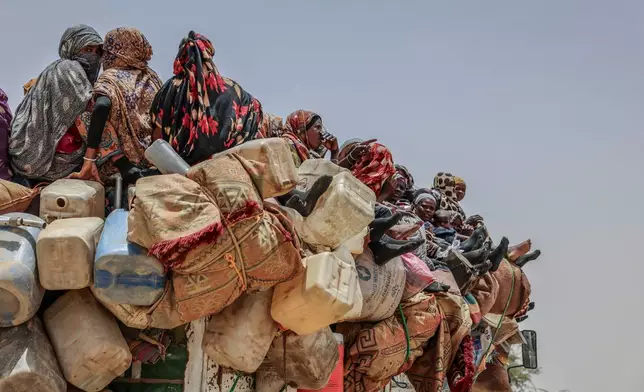 Refugees arrive at the Tine transit camp in Chad's Wadi Fara province, May 3, 2025. (AP Photo/Caitlin Kelly, File)