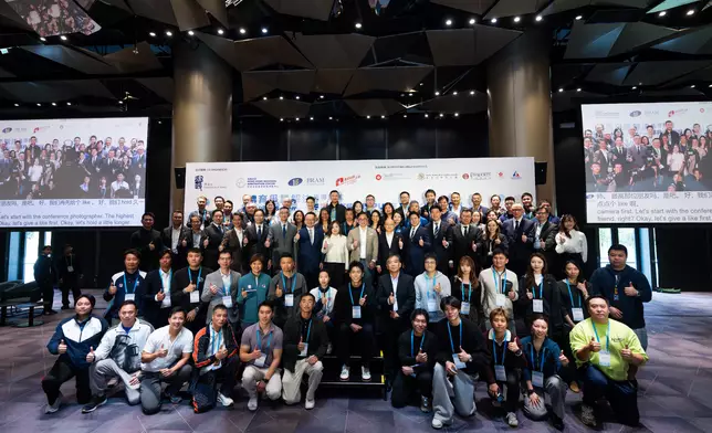 Launching ceremony of Pilot Scheme on Sports Dispute Resolution held today (with photos/video) Source: HKSAR Government Press Releases