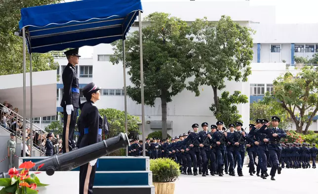 Deputy Commissioner of Police encourages graduates to jointly safeguard Hong Kong citizens  Source: HKSAR Government Press Releases