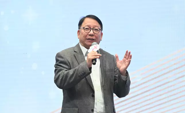 Government, business sector and community partner with mentees to nurture dreams in third graduation ceremony of Strive and Rise Programme (with photo/video) Source: HKSAR Government Press Releases