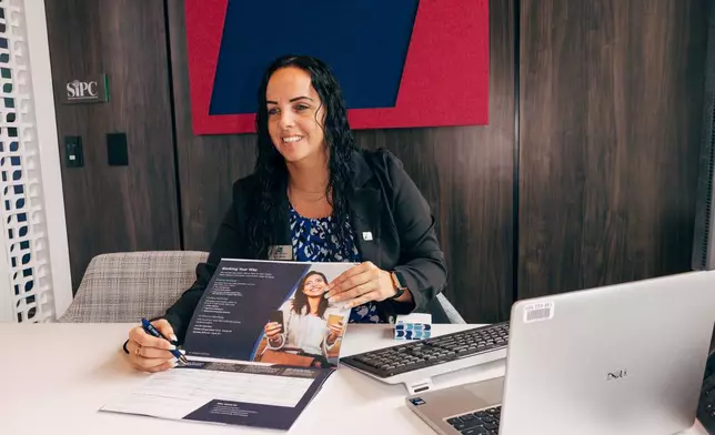 Fifth Third's bankers offer personalized service in relaxed settings.