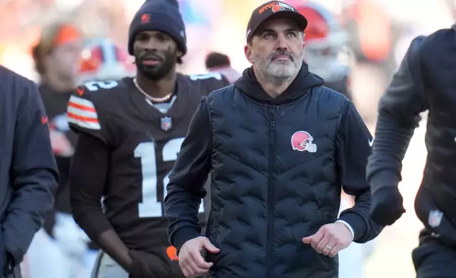 Buffalo Bills head coach Sean McDermott leaves the field during halftime of an NFL football game against the Buffalo Bills in Cleveland, Sunday, Dec. 21, 2025. (AP Photo/Sue Ogrocki)