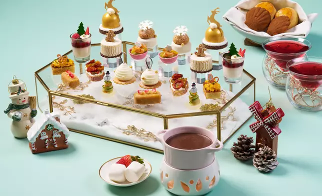 This winter, embark on a festive culinary journey at Galaxy Macau and StarWorld Hotel.