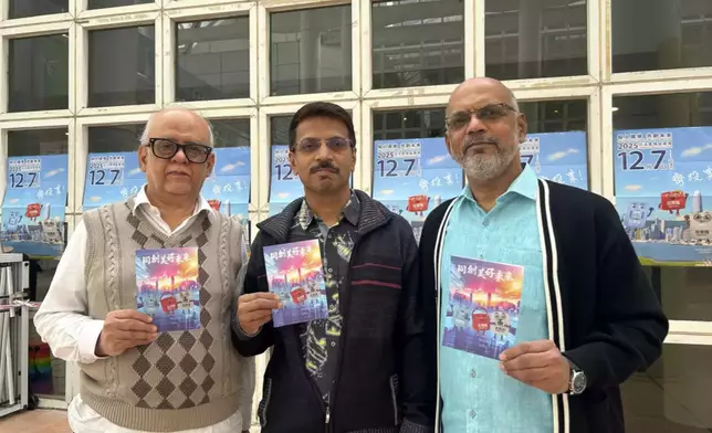 As-Sakay (middle) and his friends, Photo by Bastille Post