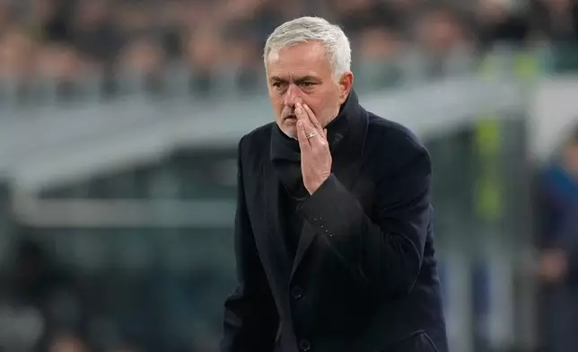Benfica's head coach Jose Mourinho gives instructions during the Champions League opening phase soccer match between Juventus and SL Benfica in Turin, Italy, Wednesday, Jan. 21, 2026. (AP Photo/Luca Bruno)