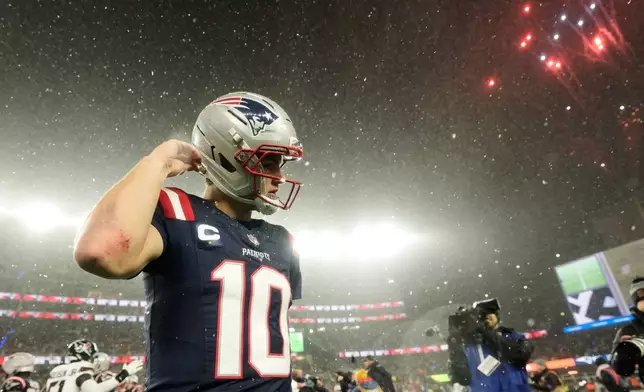 New England Patriots quarterback Drake Maye (10) walks off the field after an NFL divisional playoff football game against the Houston Texans, Sunday, Jan. 18, 2026, in Foxborough, Mass. (AP Photo/Robert F. Bukaty)