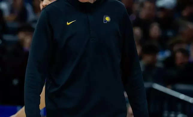 Indiana Pacers head coach Rick Carlisle reacts to his team as they play the Orlando Magic during the first half of an NBA basketball game, Sunday, Jan. 4, 2026, in Orlando, Fla. (AP Photo/Kevin Kolczynski)