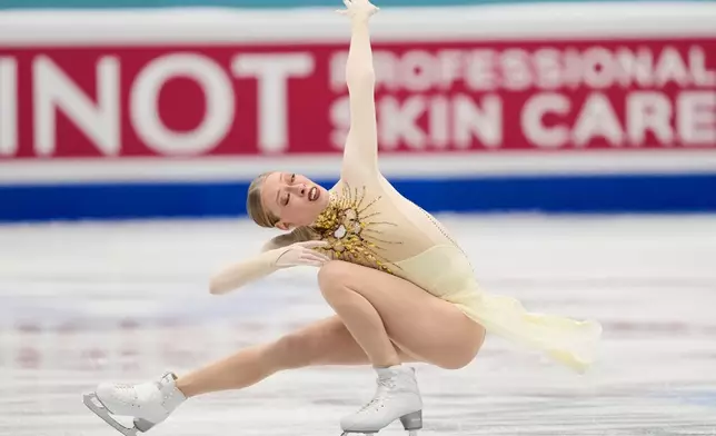 Bradie Tennell of the United States competes in the Women Free Skating of the ISU Four Continents Figure Skating Championships in Beijing, China, Friday, Jan. 23, 2026. (AP Photo/Vincent Thian)