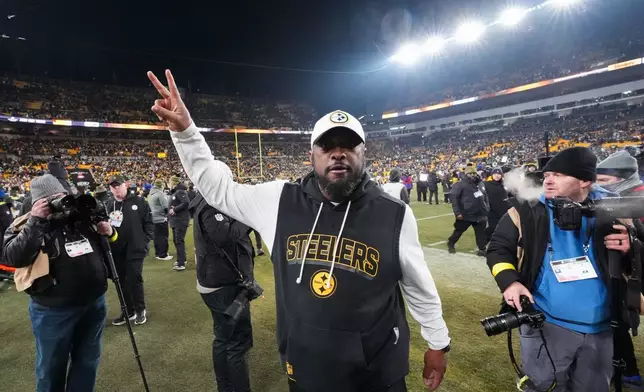 Pittsburgh Steelers head coach Mike Tomlin walks off the field after an NFL football game against the Baltimore Ravens, Sunday, Jan. 4, 2026, in Pittsburgh. (AP Photo/Gene J. Puskar)
