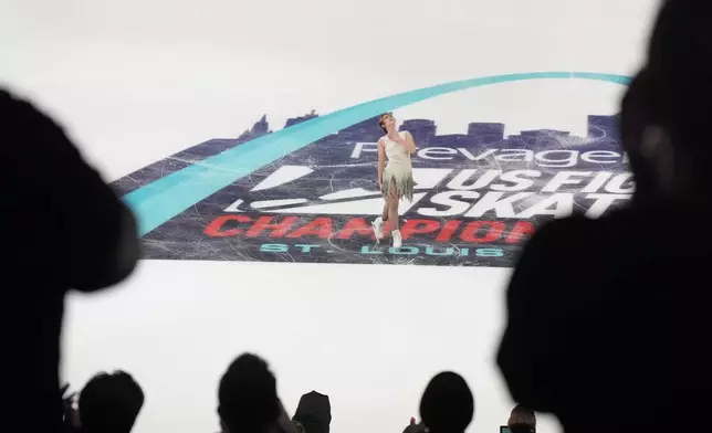 Alysa Liu competes during the women's short program at the U.S. Figure Skating Championships, Wednesday, Jan. 7, 2026, in St. Louis. (AP Photo/Jeff Roberson)