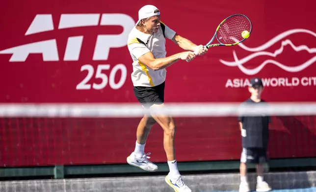 Alexandre Muller returns a backhand against Macros Giron during his second round match at the Bank of China Hong Kong Tennis Open. Photo source: BOCHKTO