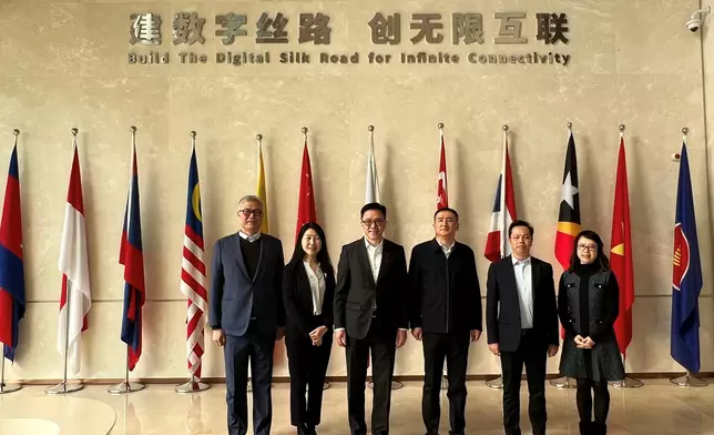 SITI visits Guangxi  Source: HKSAR Government Press Releases