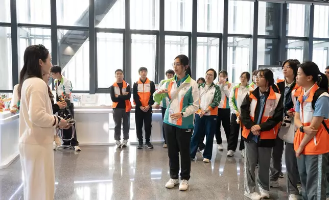 Customs YES organises Shenzhen Qianhai Youth Entrepreneurship Exploration Day  Source: HKSAR Government Press Releases