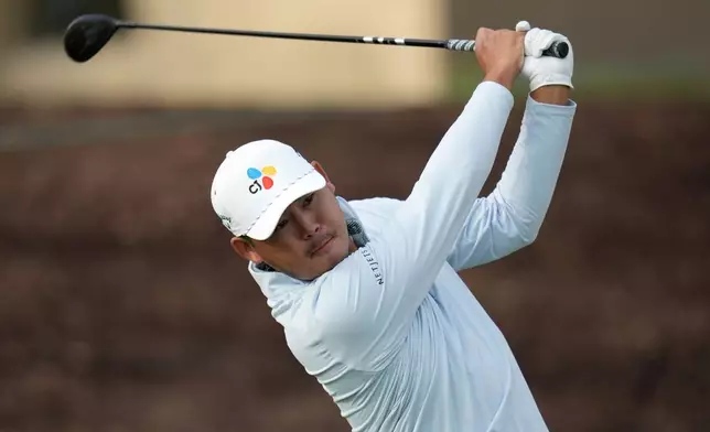 Si Woo Kim, of South Korea, hits his tee shot at the third hole during the second round of the American Express golf event at the Pete Dye Stadium Course at PGA West Friday, Jan. 23, 2026, in La Quinta, Calif. (AP Photo/Ross D. Franklin)