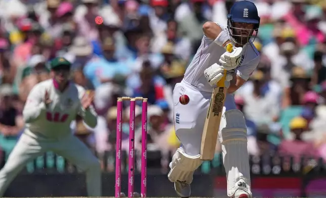 England's Ben Duckett bats during play on day four of the fifth and final Ashes cricket test between England and Australia in Sydney, Wednesday, Jan. 7, 2026. (AP Photo/Mark Baker)