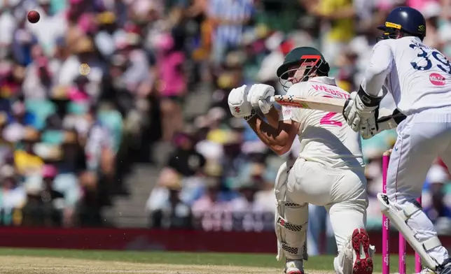 Australia's Beau Webster bats during play on day four of the fifth and final Ashes cricket test between England and Australia in Sydney, Wednesday, Jan. 7, 2026. (AP Photo/Mark Baker)